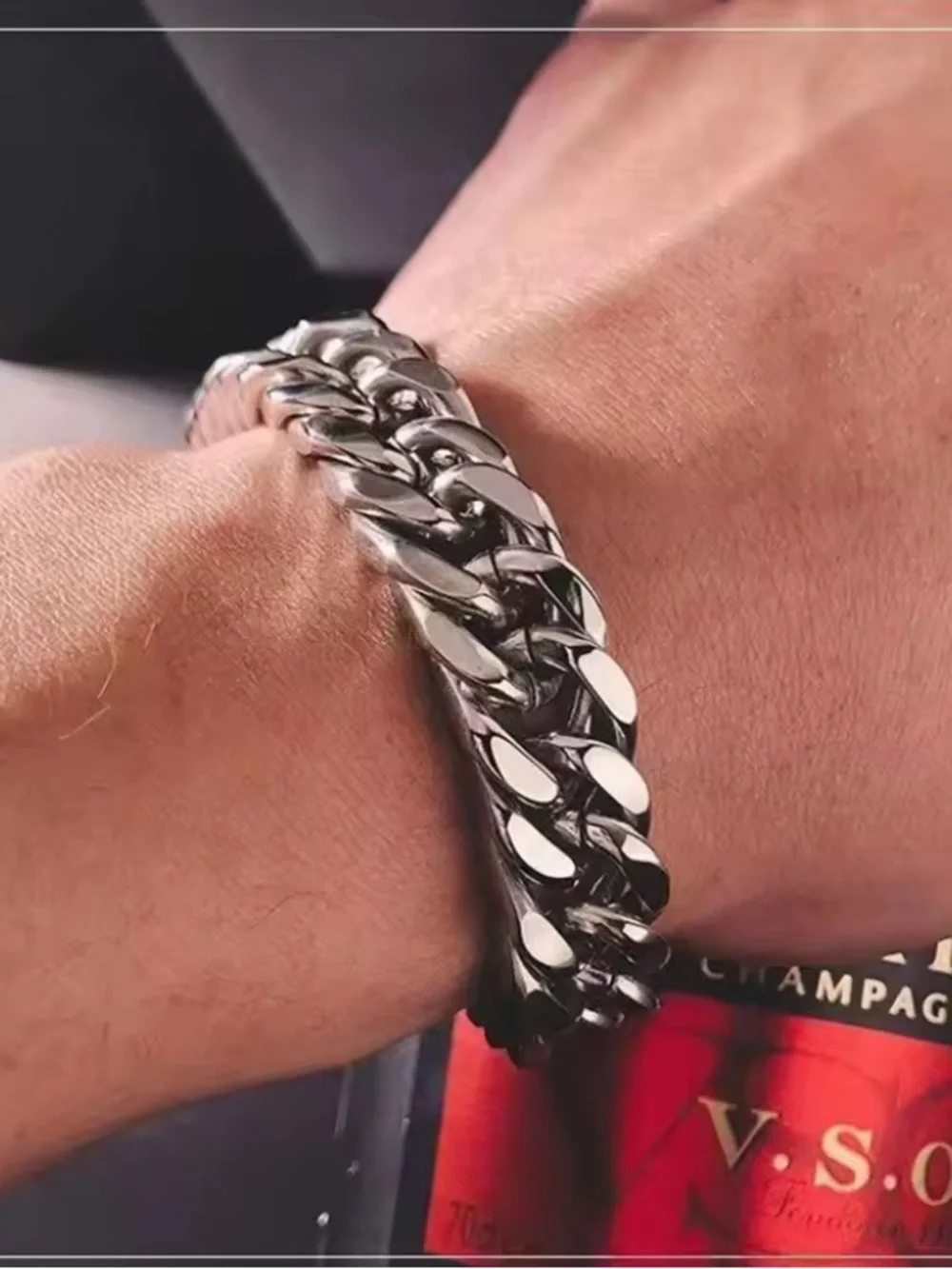 Men's Silver Curb Chain Bracelet - Sleek Stainless Style